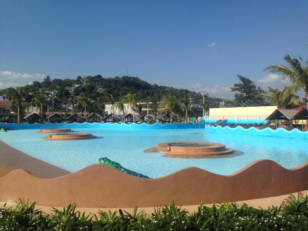 Moonbay Marina The Villas Olongapo Luaran gambar