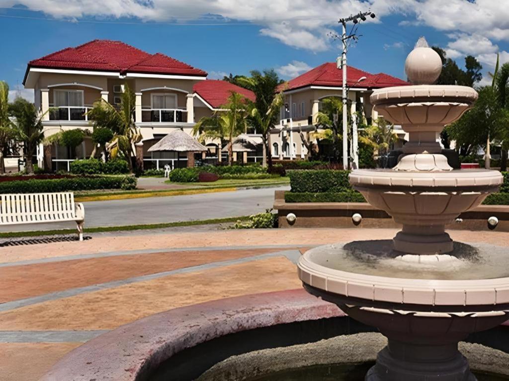 Moonbay Marina The Villas Olongapo Luaran gambar