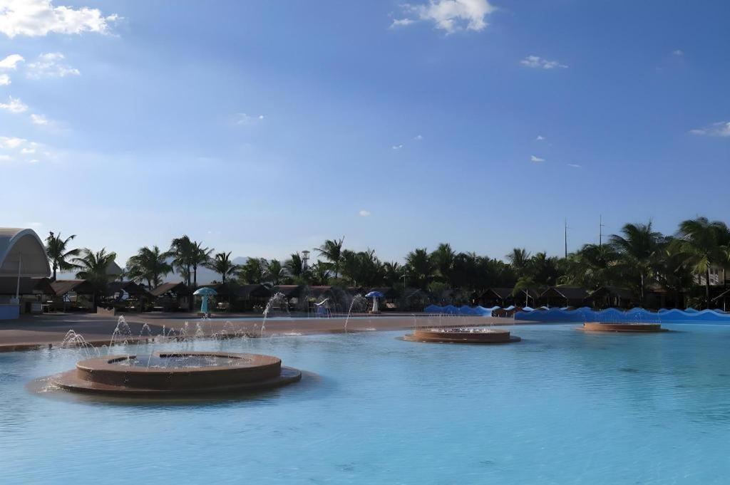 Moonbay Marina The Villas Olongapo Luaran gambar