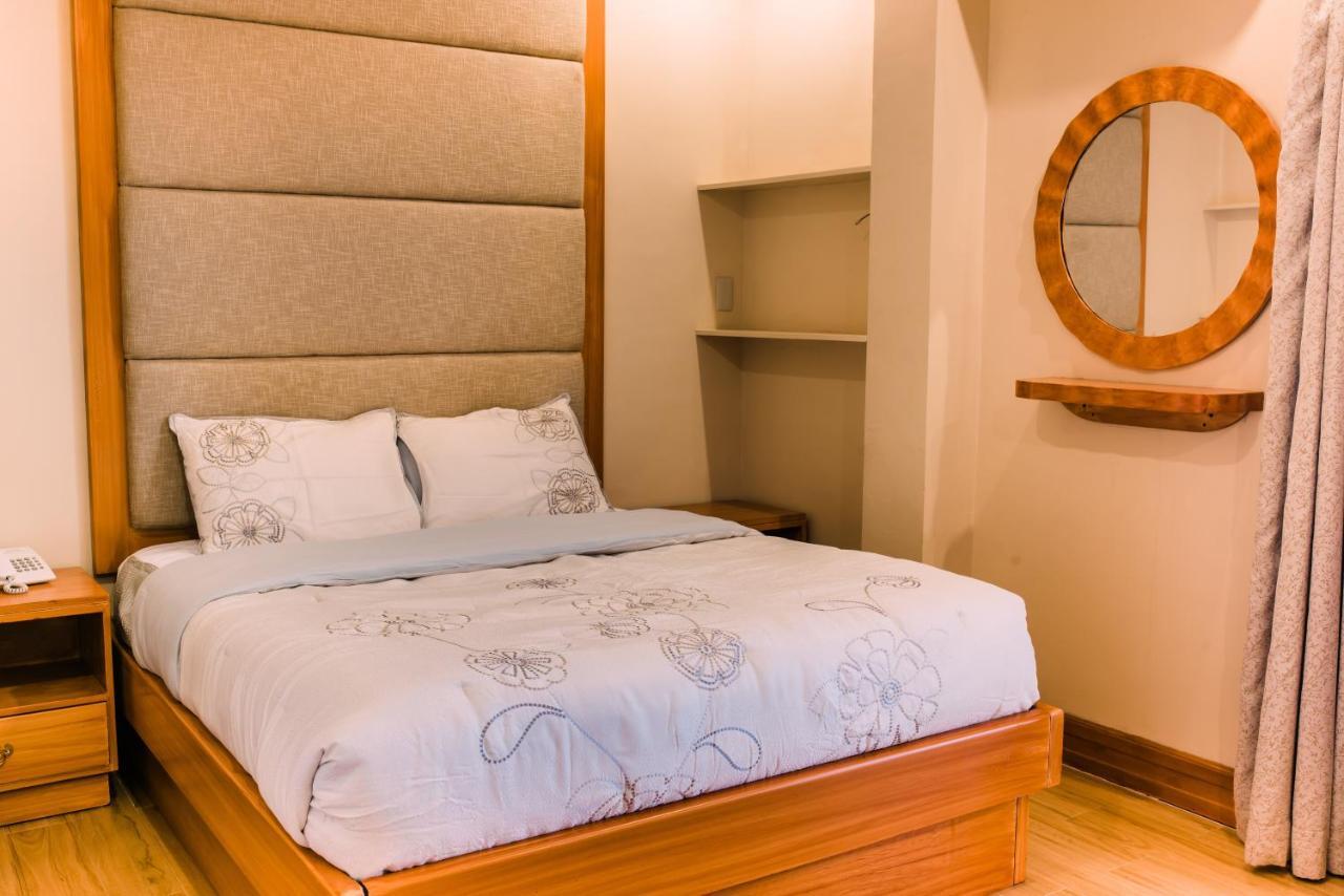 Moonbay Marina The Villas Olongapo Luaran gambar